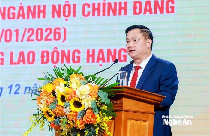 Đồng chí Nguyễn Khắc Thận - Bí thư Tỉnh ủy Nghệ An phát biểu tại Lễ kỷ niệm 60 năm ngày truyền thống ngành Nội chính Đảng (5/1/1966 - 5/1/2026) do Ban Nội chính Tỉnh ủy tổ chức. Ảnh: Thành Duy