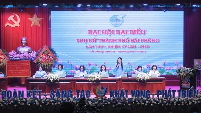 Đoàn Chủ tịch điều hành Đại hội