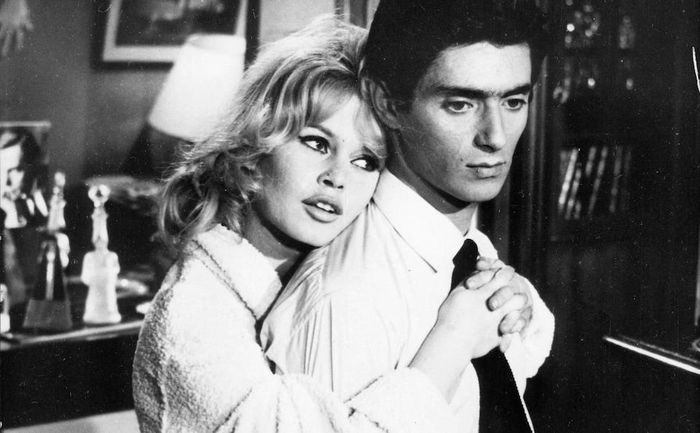 Brigitte Bardot và Sami Frey nảy sinh tình cảm trên phim trường "La Verite"