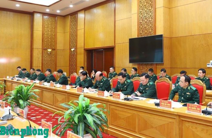 Các đại biểu Bộ Tư lệnh Bộ đội Biên phòng dự buổi làm việc. Ảnh: Trần Đức