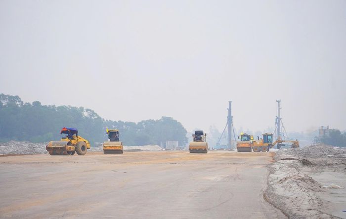 Dự án Đường ven biển kết nối hành lang kinh tế Đông – Tây.