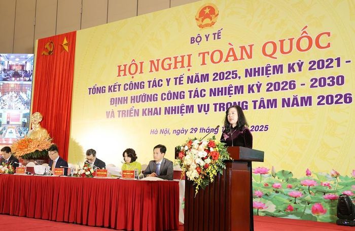 Bộ trưởng Bộ Y tế Đào Hồng Lan phát biểu khai mạc hội nghị. Ảnh: Bộ Y tế