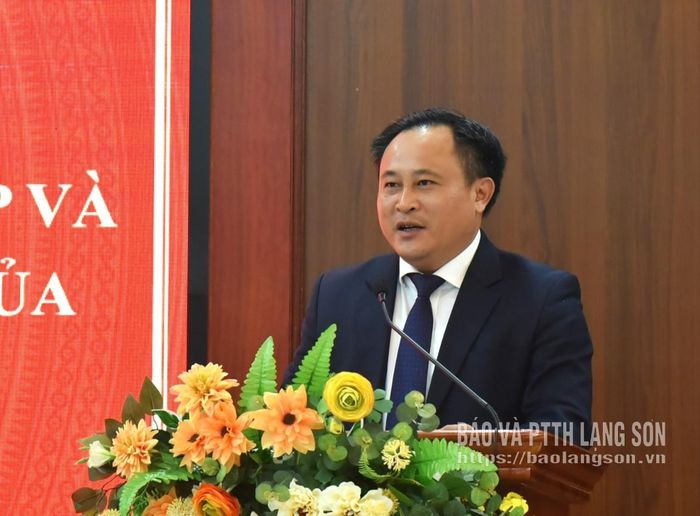 Đồng chí Lương Trọng Quỳnh, Ủy viên Ban Thường vụ Tỉnh ủy, Trưởng Ban Nội chính Tỉnh ủy phát biểu tại hội nghị