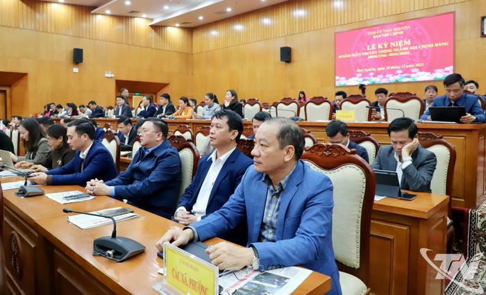 Các đại biểu dự Lễ kỷ niệm.