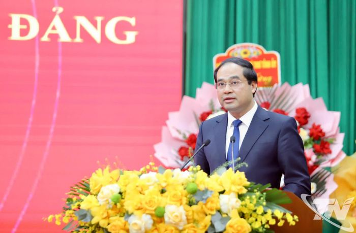 Đồng chí Bí thư Tỉnh ủy Trịnh Xuân Trường phát biểu tại buổi Lễ.