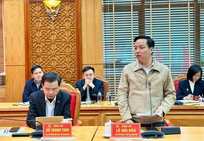 Chủ tịch UBND tỉnh Lê Hải Hòa phát biểu tại buổi làm việc.
