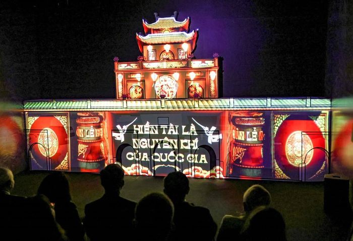 Ra mắt vở “Kinh đô Thăng Long” bằng công nghệ 3D mapping và Không gian trải nghiệm số. Ảnh: Thanh Tùng - TTXVN