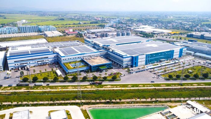 Khu Công nghiệp VSIP Nghệ An thu hút rất nhiều nhà đầu tư nước ngoài đến đầu tư sản xuất. Ảnh: Thành Cường