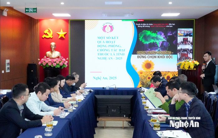Toàn cảnh Hội nghị trực tuyến tổng kết hoạt động phòng, chống tác hại của thuốc lá tỉnh Nghệ An năm 2025. Ảnh: Thành Chung