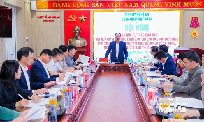 Quang cảnh cuộc làm việc. Ảnh: T.L