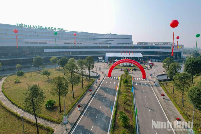 Lễ khánh thành công trình xây dựng Bệnh viện Bạch Mai cơ sở 2. ẢNh: báo Ninh Bình