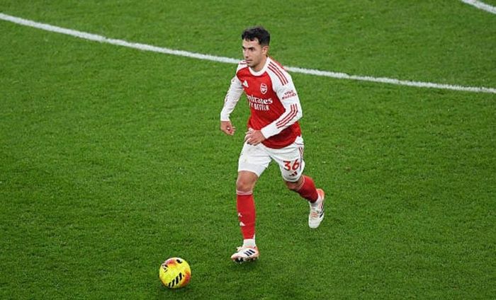 Martin Zubimendi (8.0 điểm) nhân đôi cách biệt sau pha xâm nhập vòng cấm đầy cảm giác.