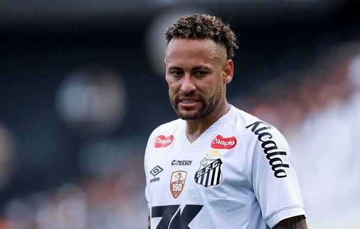 Neymar tiếp tục gắn bó với Santos