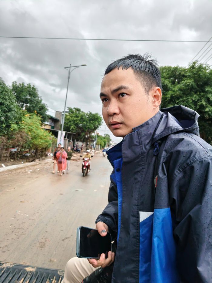 Phóng viên Hữu Long, Báo Lao Động.