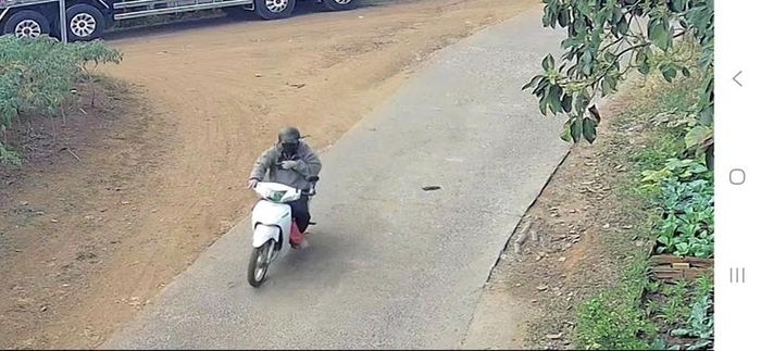  Hình ảnh đối tượng đang di chuyển trên đường.