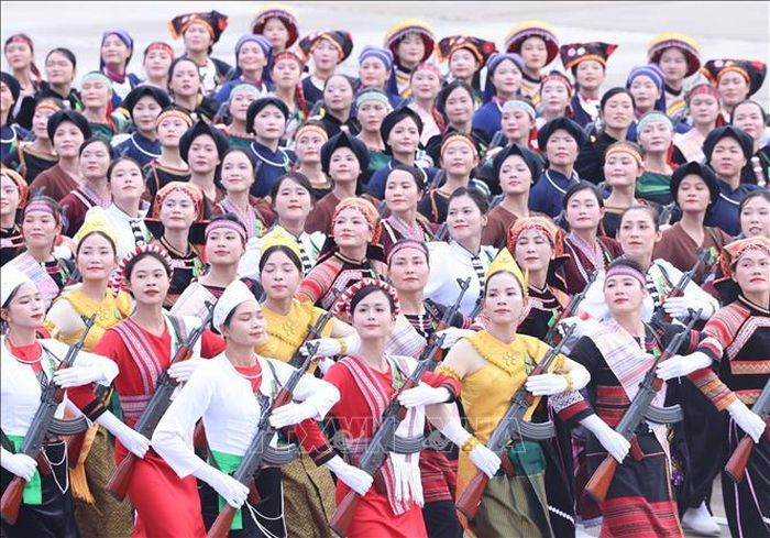 Khối nữ Dân quân các dân tộc Việt Nam. Ảnh: Thống Nhất/TTXVN