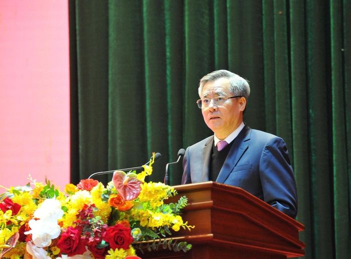 Phó Trưởng Ban Tổ chức Trung ương Nguyễn Quang Dương phát biểu giao nhiệm vụ tại hội nghị. Ảnh: BLS