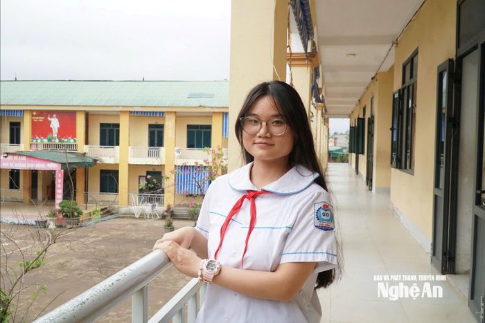 Lê Bảo Thi là thủ khoa môn Ngữ văn Kỳ thi học sinh giỏi tỉnh năm 2025. Ảnh: Mỹ Hà