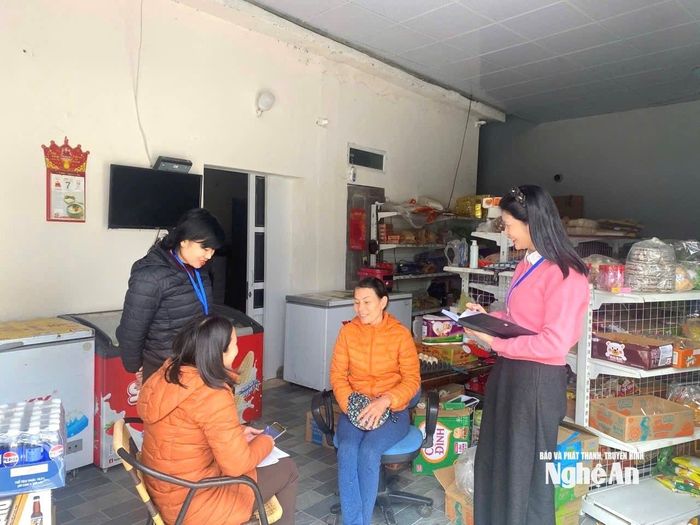 Điều tra kinh tế tại phường Hoàng Mai. Ảnh: TH