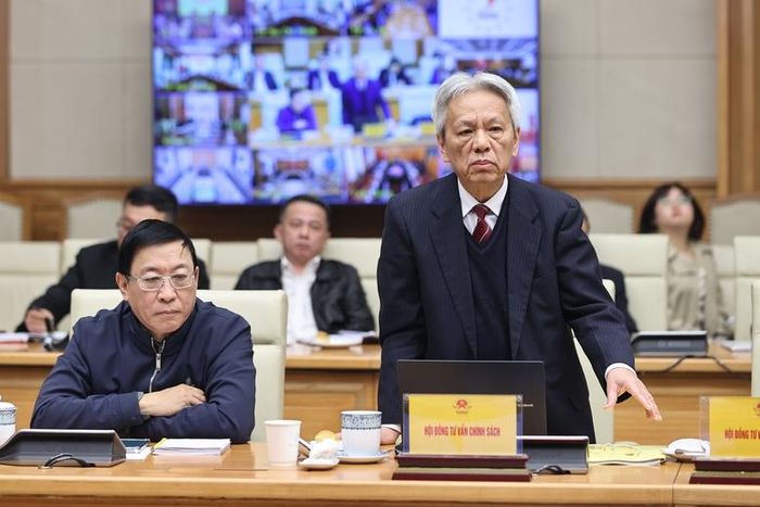 TS. Nguyễn Sĩ Dũng, nguyên Phó Chủ nhiệm Văn phòng Quốc hội, Thành viên Hội đồng Tư vấn chính sách phát biểu tại Phiên họp - Ảnh: VGP/Nhật Bắc