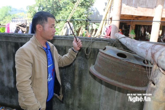Mô hình Tiếng Kẻng bình yên được duy trì hiệu quả ở bản Kẻ Sùng. Ảnh: T.P