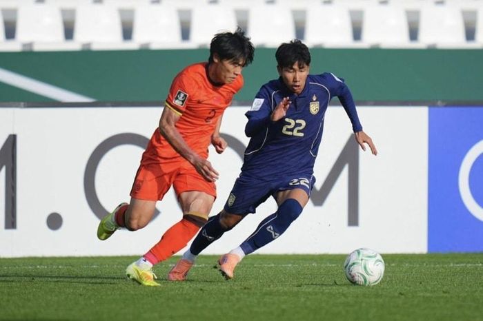 U23 Thái Lan không thể đưa bóng vào lưới U23 Trung Quốc (Ảnh: FAT)