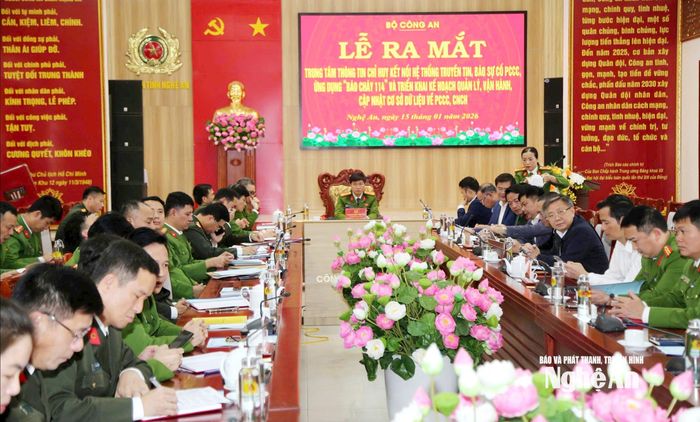 Toàn cảnh điểm cầu tại Công an Nghệ An.