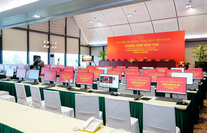 Trung tâm Báo chí chính thức vận hành từ ngày 14/1, đảm bảo trang thiết bị cho hơn 600 phóng viên, kỹ thuật viên báo chí trong nước và nước ngoài tác nghiệp. Ảnh: Phạm Bằng