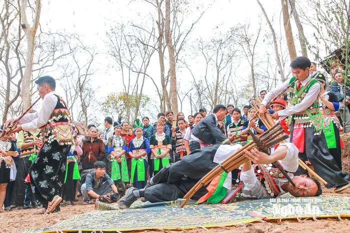 Tiếng khèn mùa Xuân. Ảnh: Đình Tuân