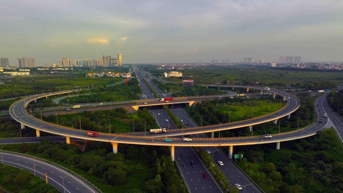 Nút giao thông đầu tuyến đường cao tốc Hà Nội - Hải Phòng.