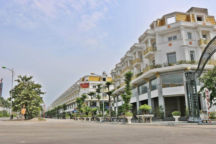  Một góc KĐT Geleximco Lê Trọng Tấn 