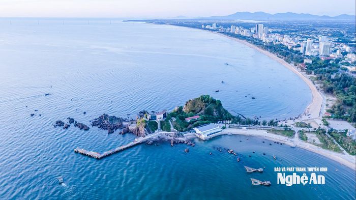 Một góc đô thị du lịch biển Cửa Lò. Ảnh tư liệu: Quốc Đàn