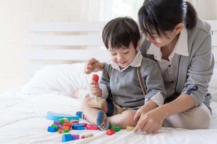 trẻ sinh mổ cần được bảo vệ bằng một chiến lược "phòng thủ chủ động" để hạn chế tối đa sự tấn công của các tác nhân gây bệnh từ môi trường.