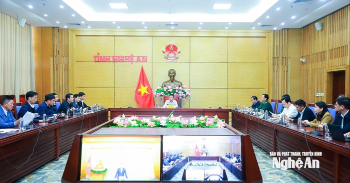 Quang cảnh phiên họp của Ban Chỉ đạo tại điểm cầu UBND tỉnh Nghệ An. Ảnh: Thành Duy