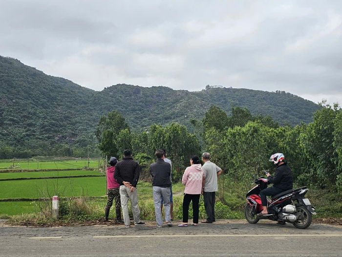  Máy bay rơi tại khu vực núi Hòn Vinh (phường Đông Hòa, tỉnh Đắk Lắk) 