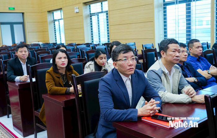 Các đại biểu tham dự tại điểm cầu Nghệ An. Ảnh: TL