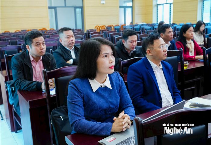 Các đại biểu tham dự tại điểm cầu Nghệ An. Ảnh: TL