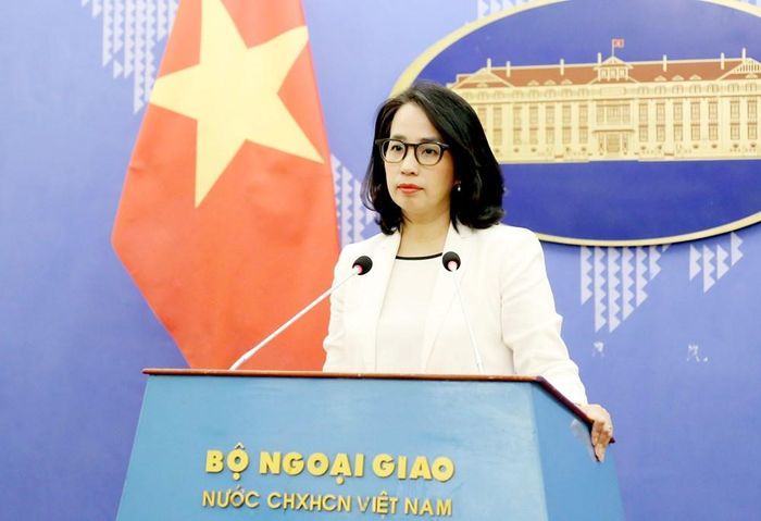 Người phát ngôn Bộ Ngoại giao Phạm Thu Hằng