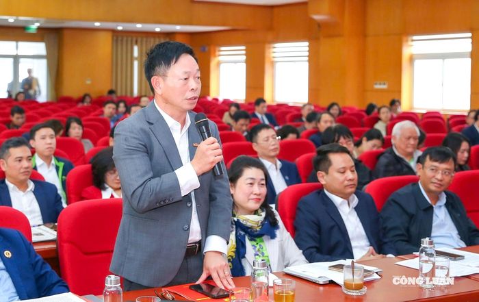Nhà báo Phùng Công Sưởng, Tổng Biên tập Báo Tiền Phong chia sẻ về áp lực tự chủ và bài toán bảo đảm đời sống người làm báo.