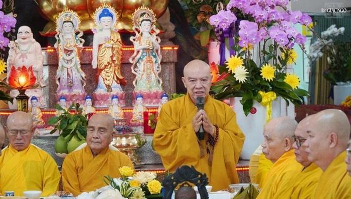 Hòa thượng Thích Nhựt Hỷ đạo từ chứng minh