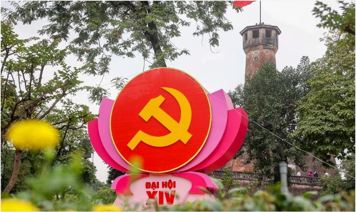 Hà Nội rực rỡ những ngày diễn ra Đại hội Đảng XIV.