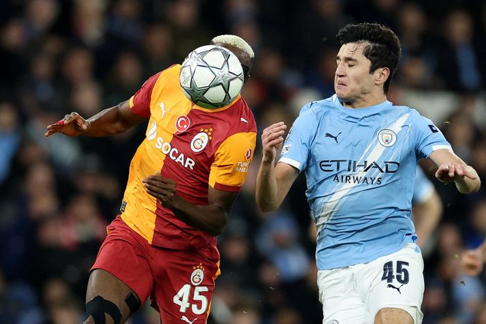  Trung vệ người Uzbekistan đá chính 8 trận liên tiếp gần nhất cho Manchester City. 