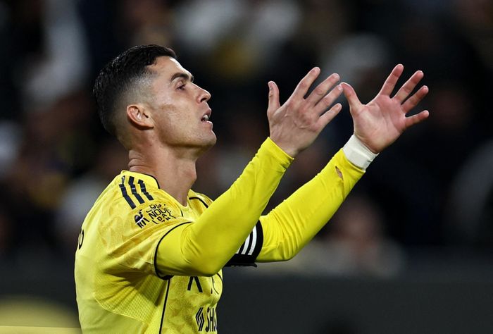  Ronaldo bất mãn tại Al Nassr. Ảnh: Reuters. 