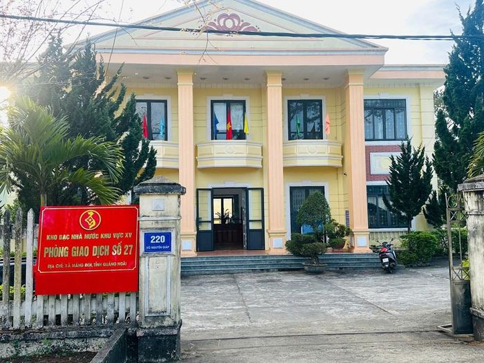 Phòng giao dịch số 27 - Kho bạc Nhà nước khu vực XV hiện quản lý thu - chi ngân sách của 6 xã (huyện Kon Plông và Kon Rẫy cũ)