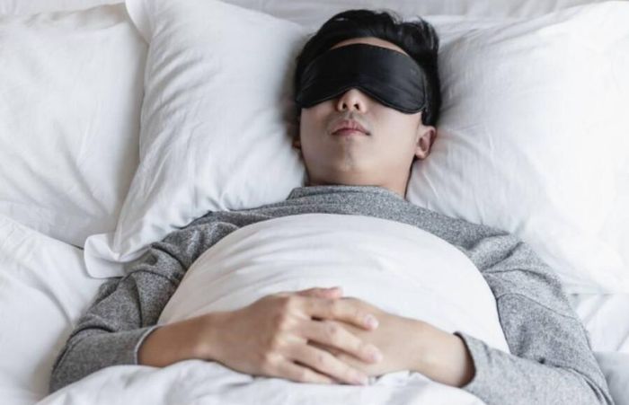 Điều quan trọng nhất là đi ngủ và thức dậy vào cùng một thời gian mỗi ngày, kể cả vào cuối tuần, không nên thay đổi. (Ảnh: ITN)