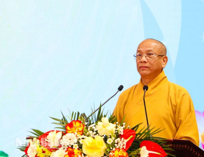 Hòa thượng Thích Quảng Hà, Phó Chủ tịch Hội đồng Trị sự Giáo hội Phật giáo Việt Nam, Trưởng Ban Trị sự Giáo hội Phật giáo Việt Nam tỉnh phát biểu tại buổi gặp mặt.