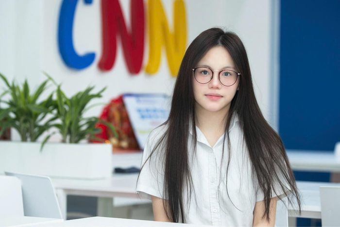 Hà Bảo Trân - học sinh lớp 12A6