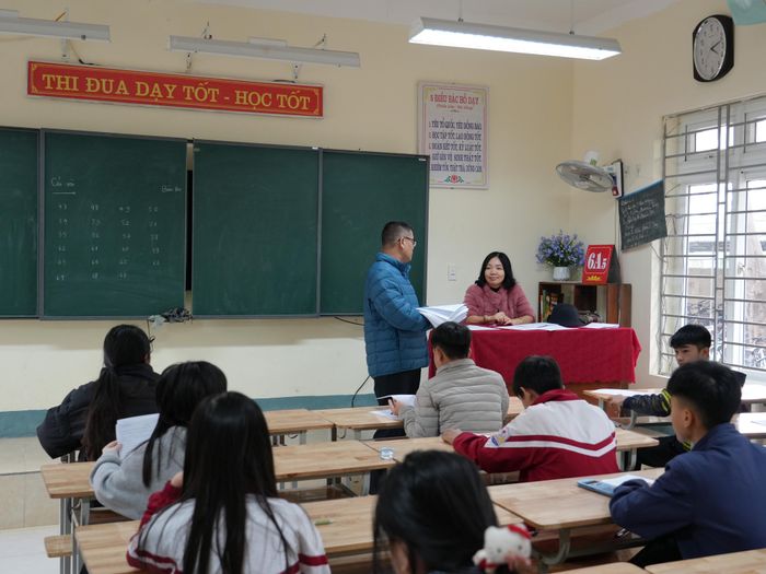 Giờ học của học sinh Trường THCS Nghi Hương, phường Cửa Lò. Ảnh: Mỹ Hà