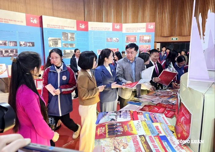 Không gian Hội báo Xuân tại Quảng Ninh.
