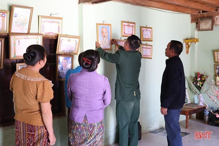 Không khí Tết Việt tại gia đình ông Tít Viêng